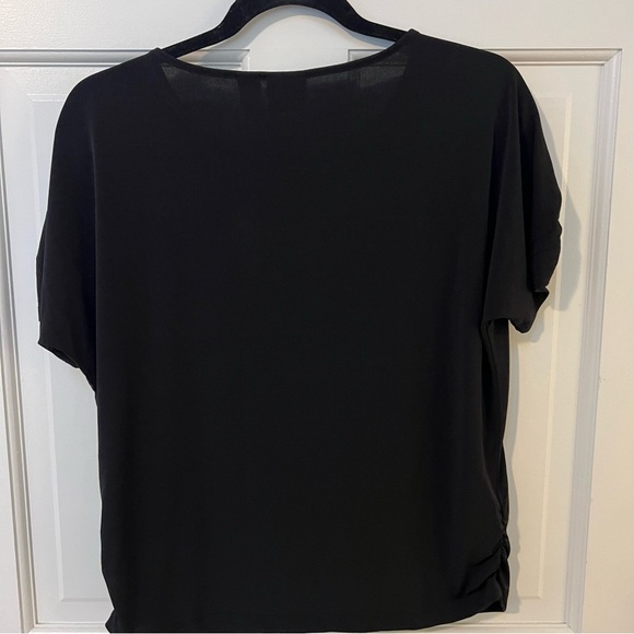 Chico’s Black Ruched Detail Scoop Neck Short Sleeve Tee - Petite Medium Preowned - Picture 7 of 10